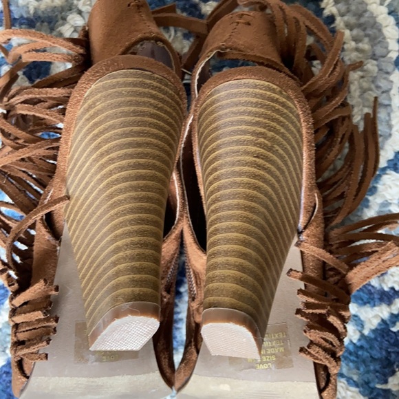 Booties with fringe by Coconuts by Matisse - Picture 6 of 12